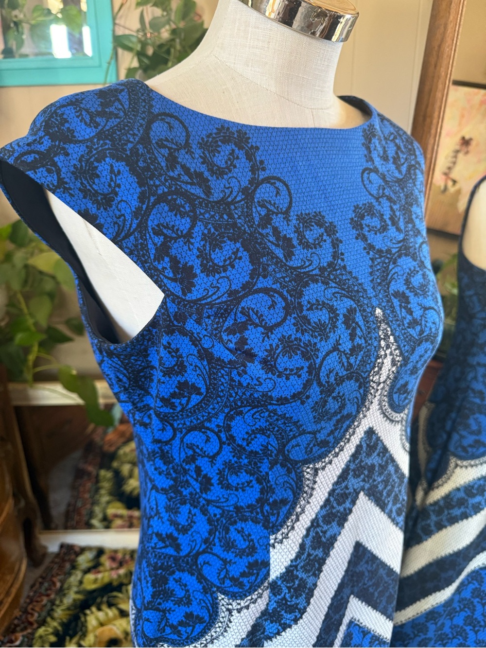 London Style Collection Geometric Lace Print Cap Sleeve Sheath Dress Size 12 - Picture 2 of 12